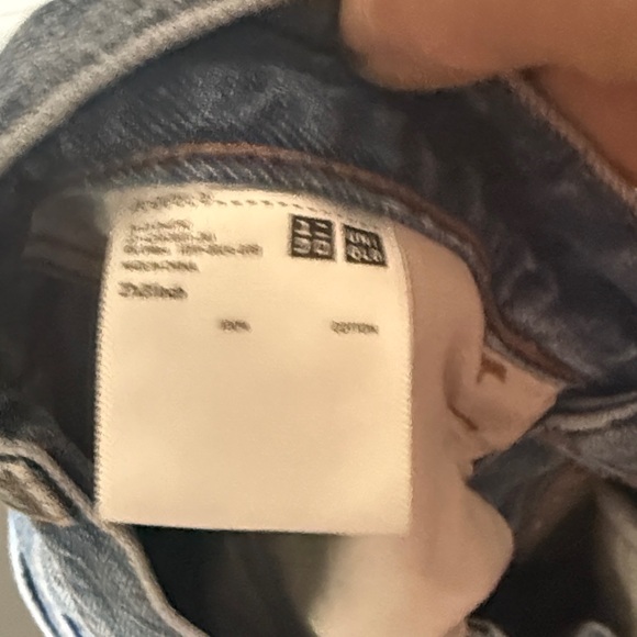 Uniqlo Light Blue Denim Jeans - Picture 3 of 5